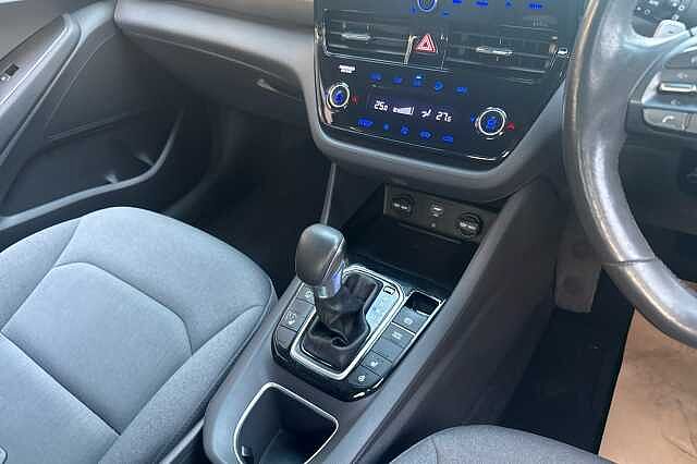 Hyundai Ioniq 1.6 GDi Hybrid Premium 5dr DCT