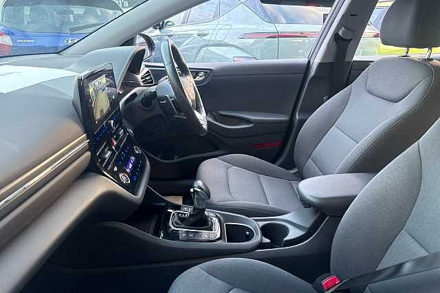 Hyundai Ioniq 1.6 GDi Hybrid Premium 5dr DCT