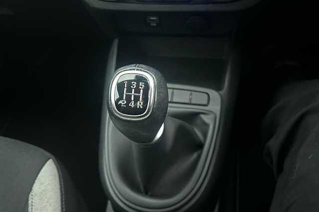 Hyundai i10 1.0 MPi SE Connect 5dr