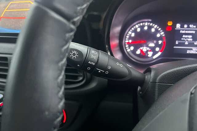 Hyundai i10 1.0 MPi SE Connect 5dr