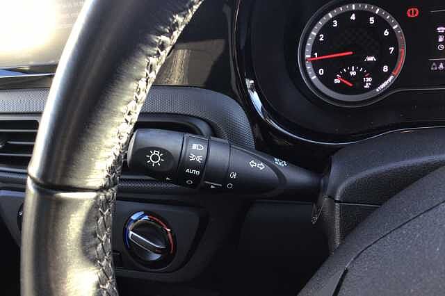 Hyundai I10 1.0 MPi SE Connect 5dr Dragon Red