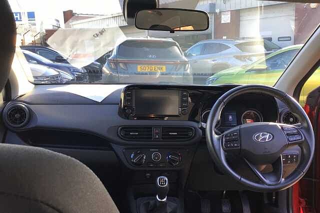 Hyundai I10 1.0 MPi SE Connect 5dr Dragon Red