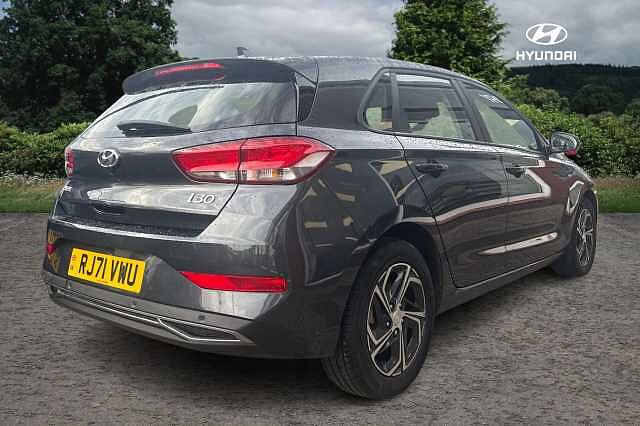 Hyundai i30 T-GDI SE CONNECT MHEV
