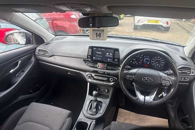 Hyundai i30 T-GDI SE CONNECT MHEV