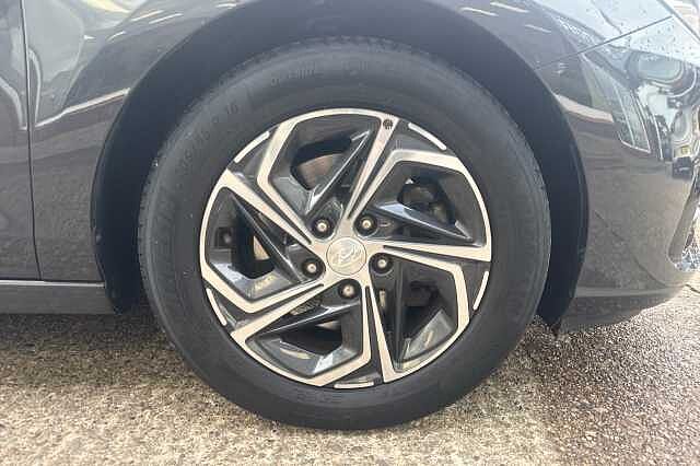 Hyundai i30 T-GDI SE CONNECT MHEV