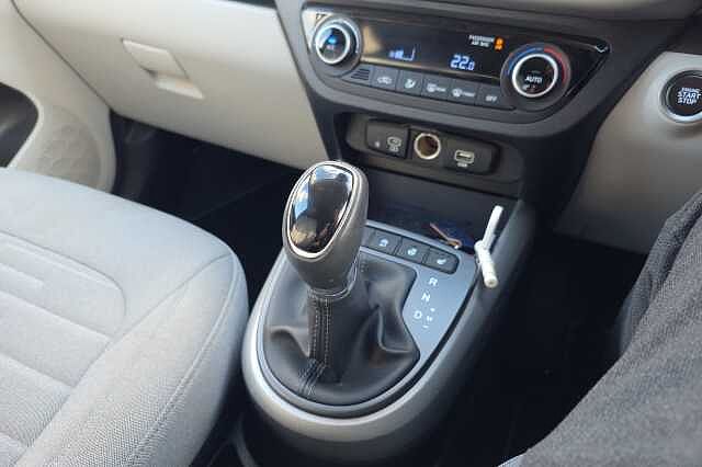 Hyundai i10 MPI PREMIUM