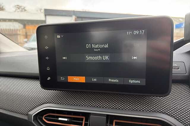 Dacia SANDERO STEPWAY EXPRESSION TCE White