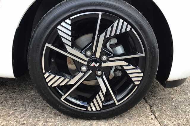 Hyundai i10 N LINE